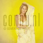 28-06-2004 Milika Peterzon at studio in Amsterdam, by order of Beaumonde Magazine. May 28, 2004.

[keywords]Posed, Eyecontact, Shawl[/keywords]